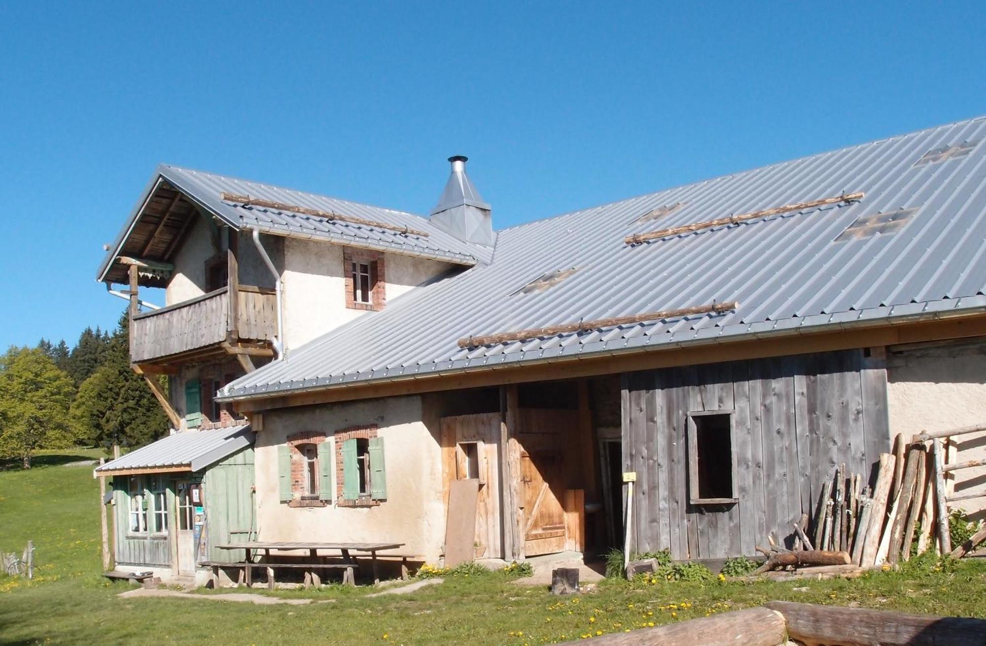 La Petite Echelle Hotel Rochejean Exterior photo